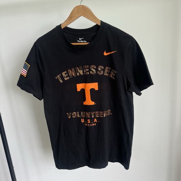 Nike Tennessee Volunteers Military Veterans Black T- Shirt Men's Size Small VOLS - Picture 1 of 6